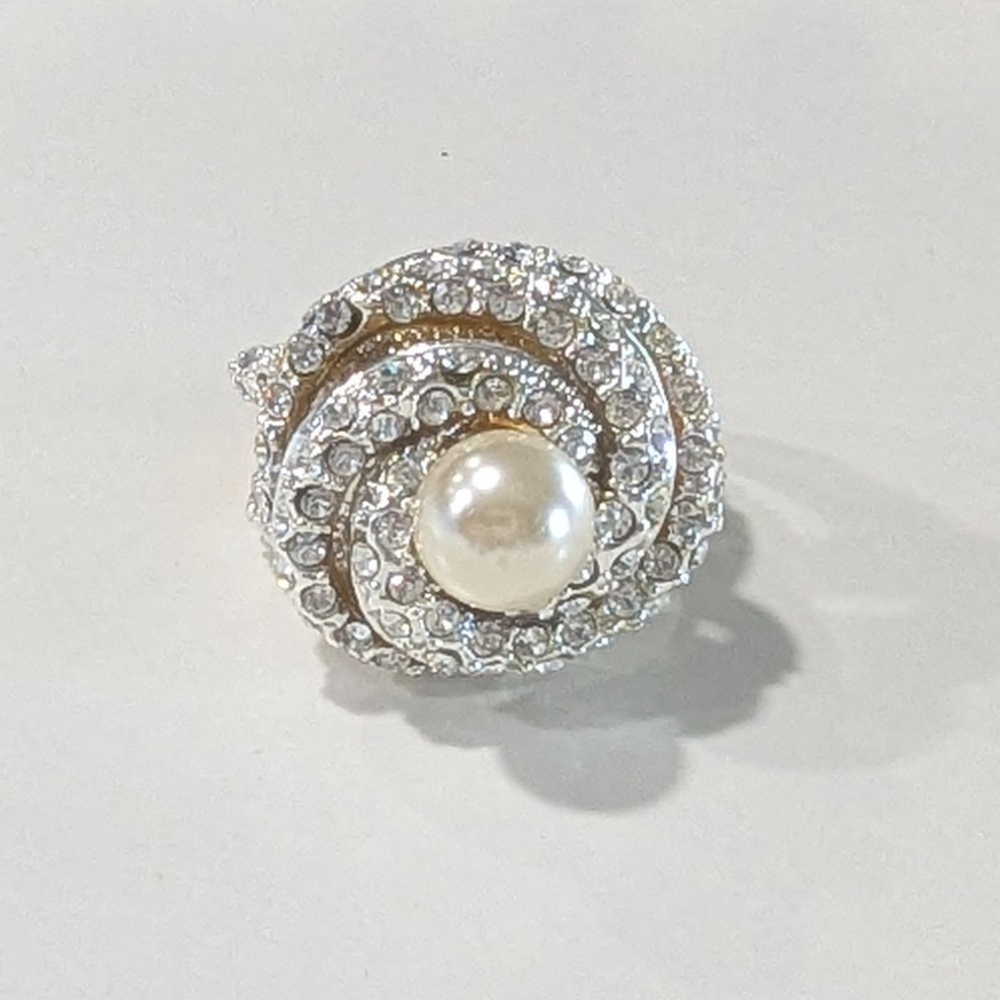 Pearl and Diamond Ring